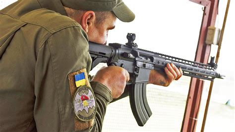 What rifle does the Ukrainian army use?