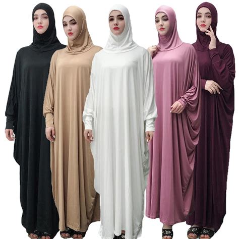 What should girls wear in Islam?