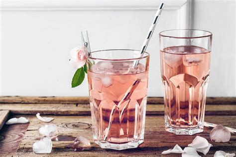 What should rose water taste like?