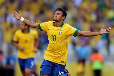 What team is Neymar on?