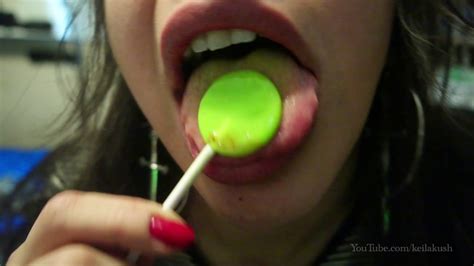 What to do after eating a lollipop?