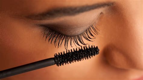 What to do before mascara?