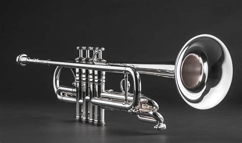 What trumpet has 4 valves?