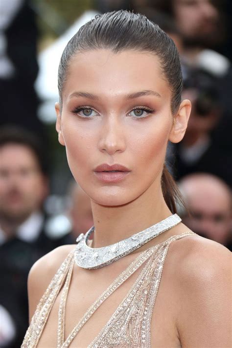 What type of model is Bella Hadid?
