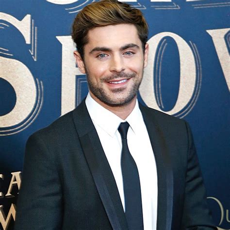 What type of voice does Zac Efron have?