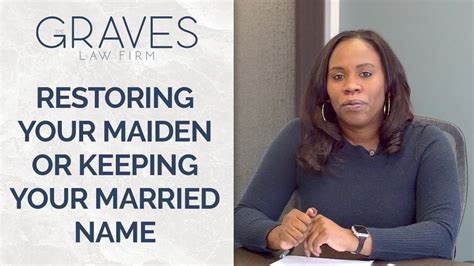 When a wife keeps her maiden name?