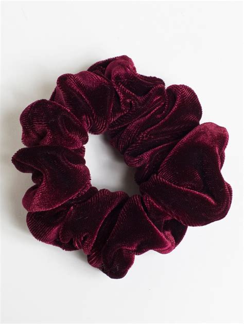 When did scrunchies go out of style?