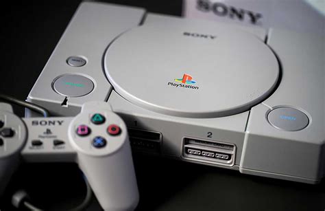 When was the PS1 discontinued?