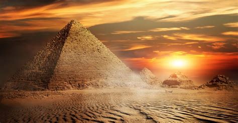 When was the last pyramid built?