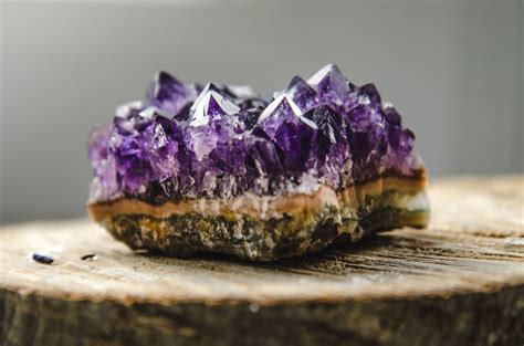Where do you put amethyst for anxiety?