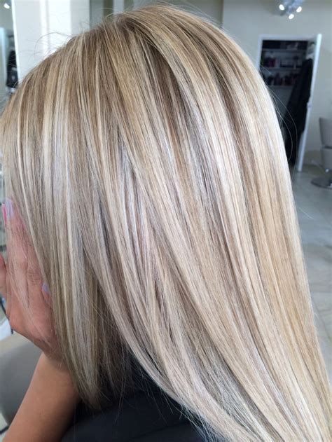 Where do you put lowlights on blonde hair?