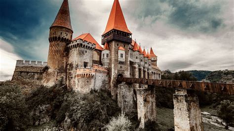 Where is Vlad Dracula's castle?