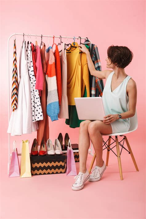 Where is it easiest to sell clothes online?