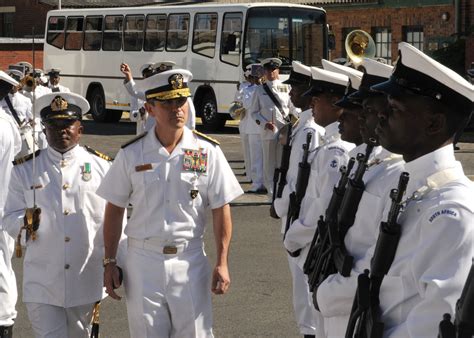 Which African country has a navy?
