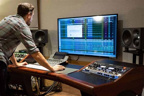 Which DAW is used in Hollywood?