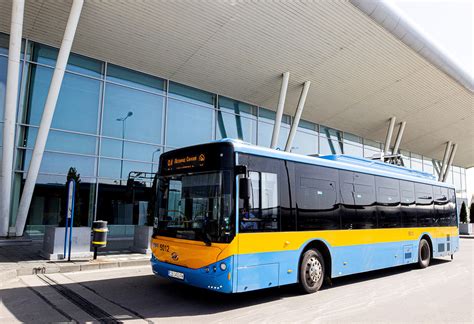 Which country has most electric buses?