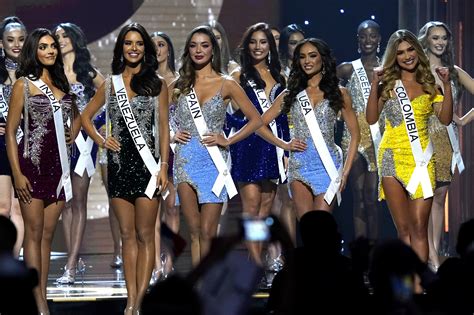 Which country is best for MS USA or Canada?