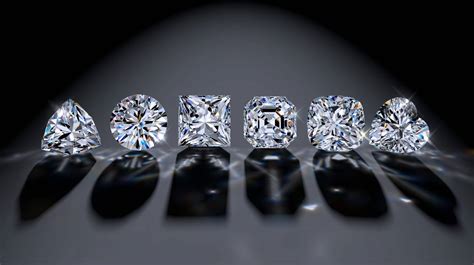 Which country is famous for diamond cutting?