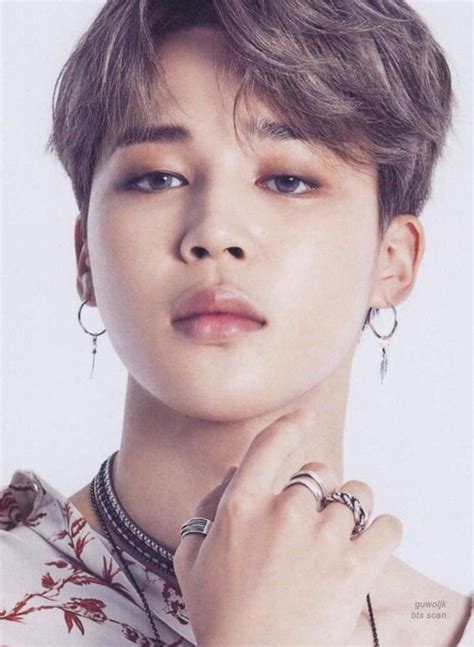 Which face shape is Jimin?