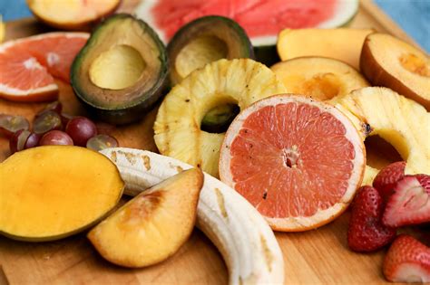 Which fruit is best for smokers?