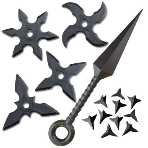 Which is better shuriken or kunai?