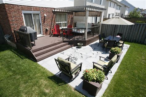 Which is cheaper a deck or patio?