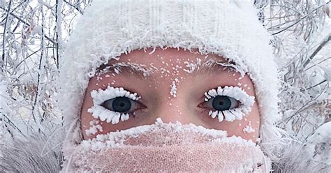 Which is coldest Russia or Canada?