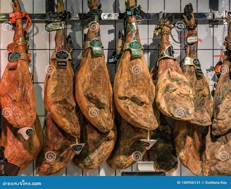 Which is more expensive Iberico or Serrano?