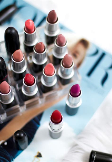 Which is the safest lipstick to use?