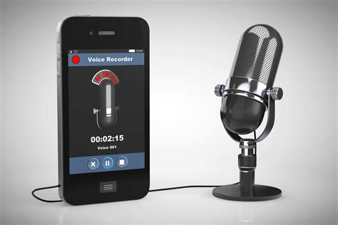 Which microphone is used for voice memos?