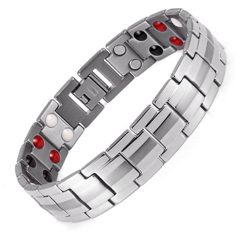 Which wrist is best for magnetic bracelet?