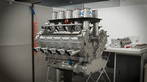 Who builds F1 engines?