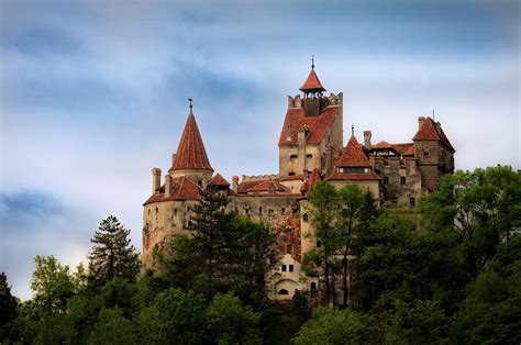 Who built Dracula's castle in Romania?