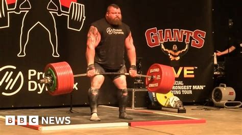 Who can lift 500 kg?