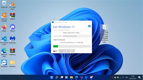 Who gets Windows 11 free?