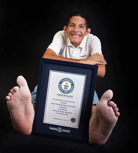Who has the biggest foot in history?