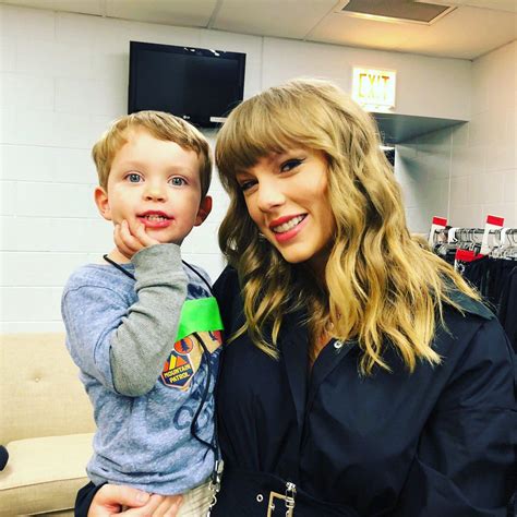 Who is Taylor Swift's child?