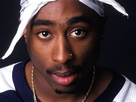 Who is Tupac favorite singer?