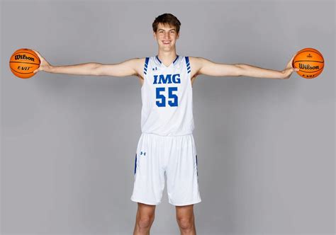 Who is the 17 year old tall basketball player?