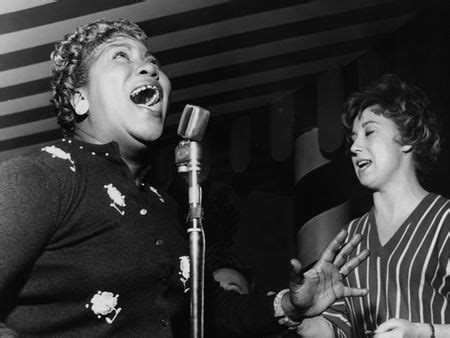 Who is the best female blues singer?