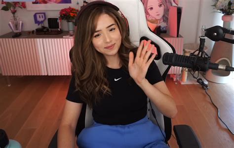 Who is the biggest girl on Twitch?