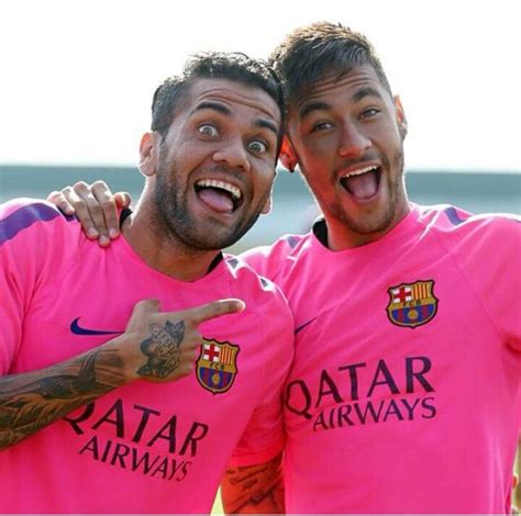 Who is the brother of Neymar?