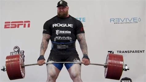 Who lifted 501kg?