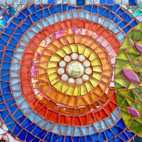 Who made mosaic art?