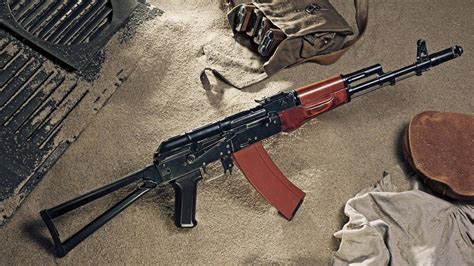 Who makes AK-47 in Russia?