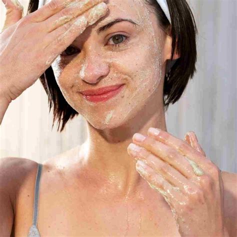 Who needs to exfoliate face?