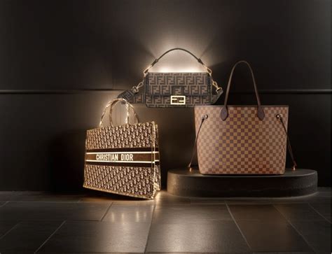 Who owns Louis Vuitton and Fendi?
