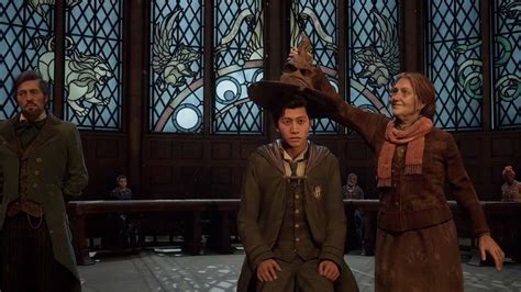 Who should you befriend in Hogwarts Legacy?