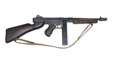 Who used Smgs in WW2?