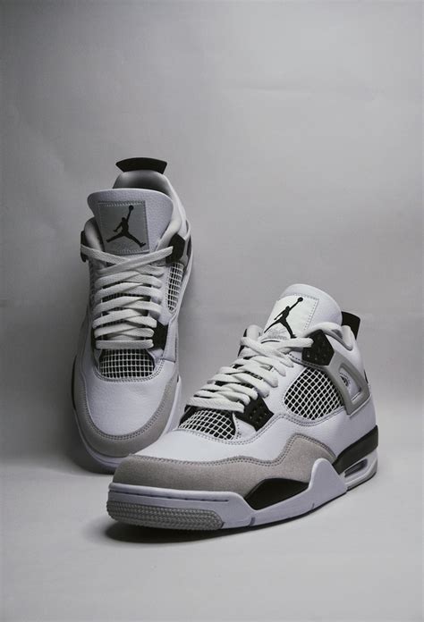 Why are Jordan 4s so hard to get?